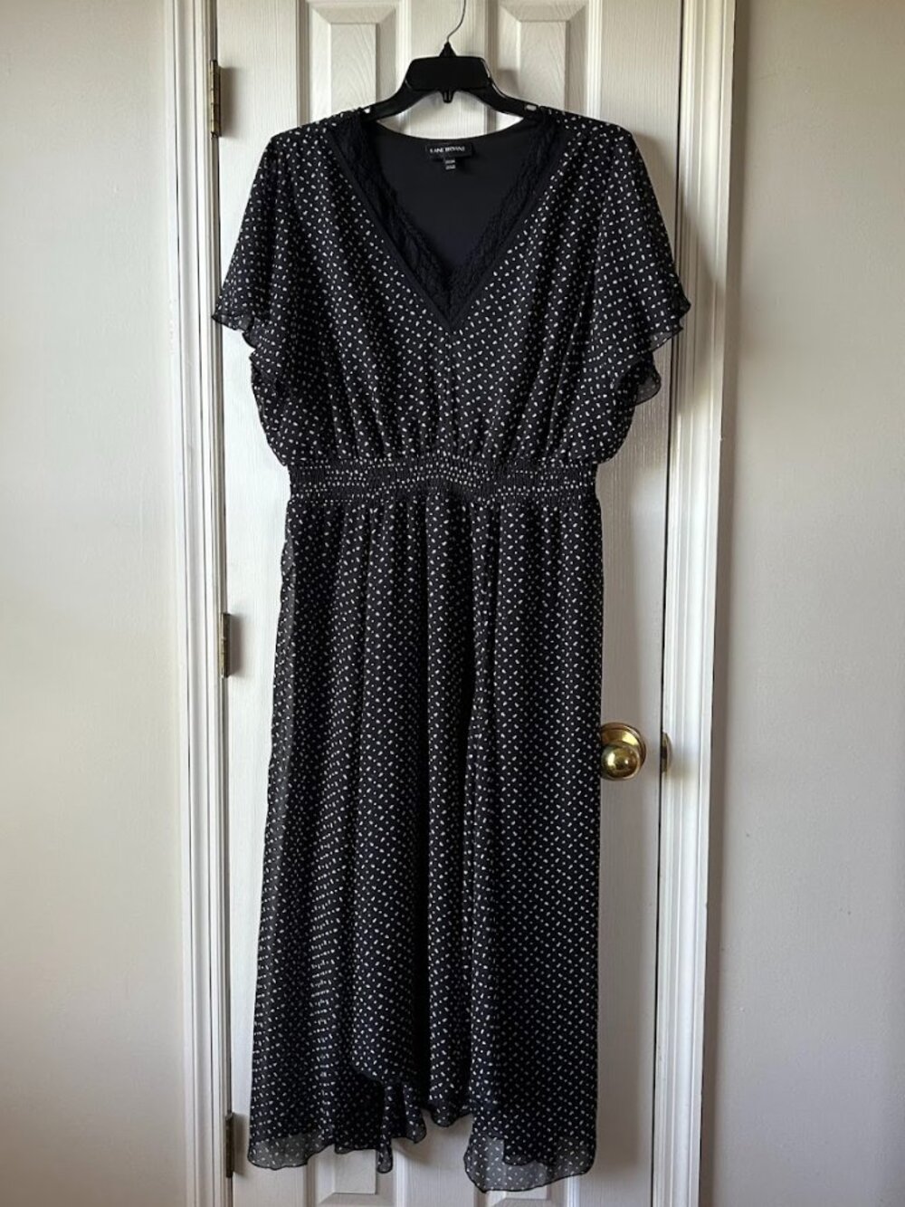 Lane Bryant Black Swiss Dot V Neck Smocked Waist Dress Plus 22/24 Handkerchief